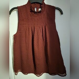 Loft textured Blouse with Ruffled Neckline Size Small